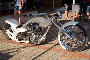 images/rollin-dudes-2014/36-rollin-dudes-2014-pysa-ele-on-the-road.jpg